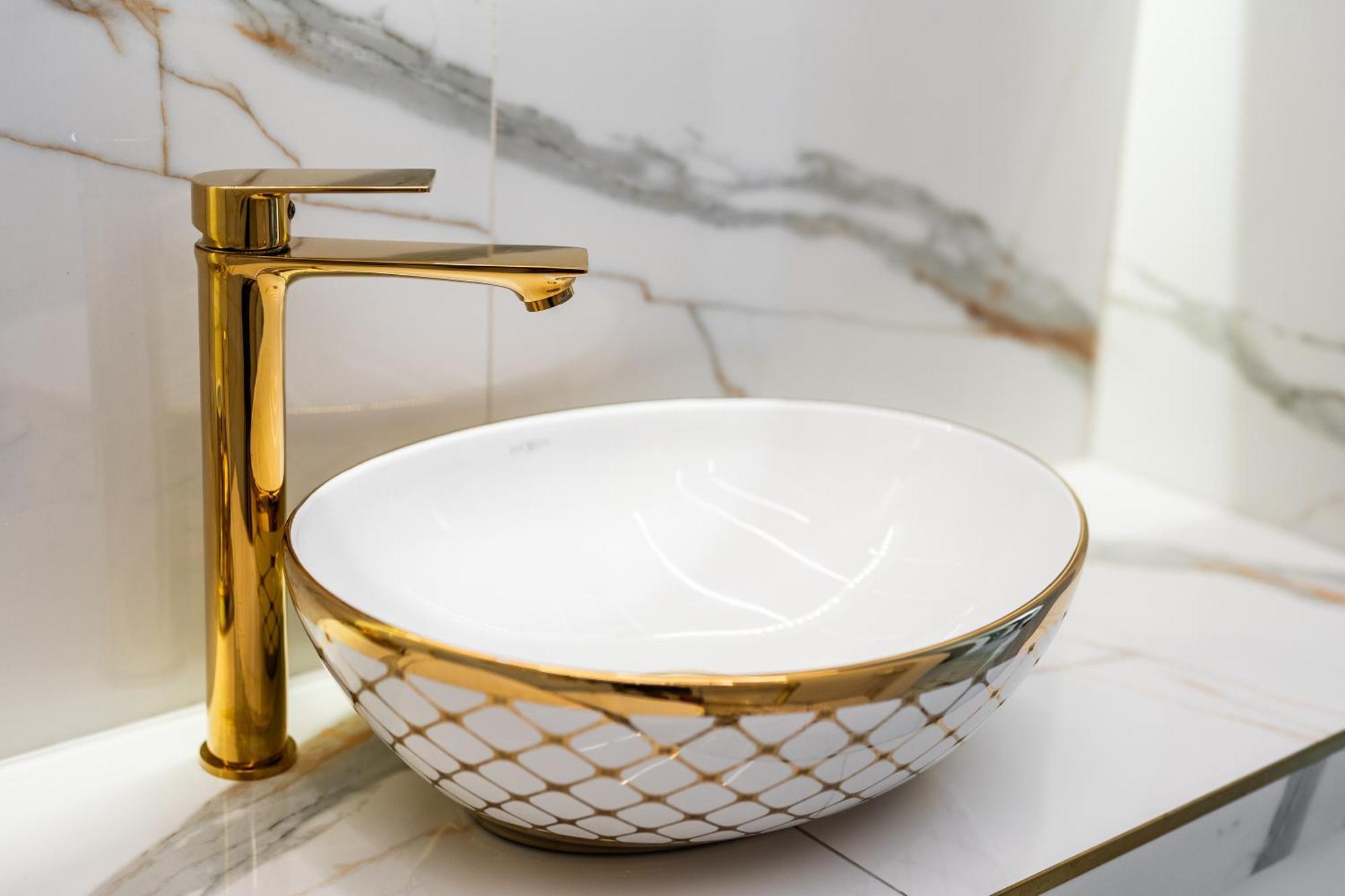 Gold Luxury * Katovice